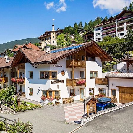 Cesa Sara Appartement Urtijëi Buitenkant foto