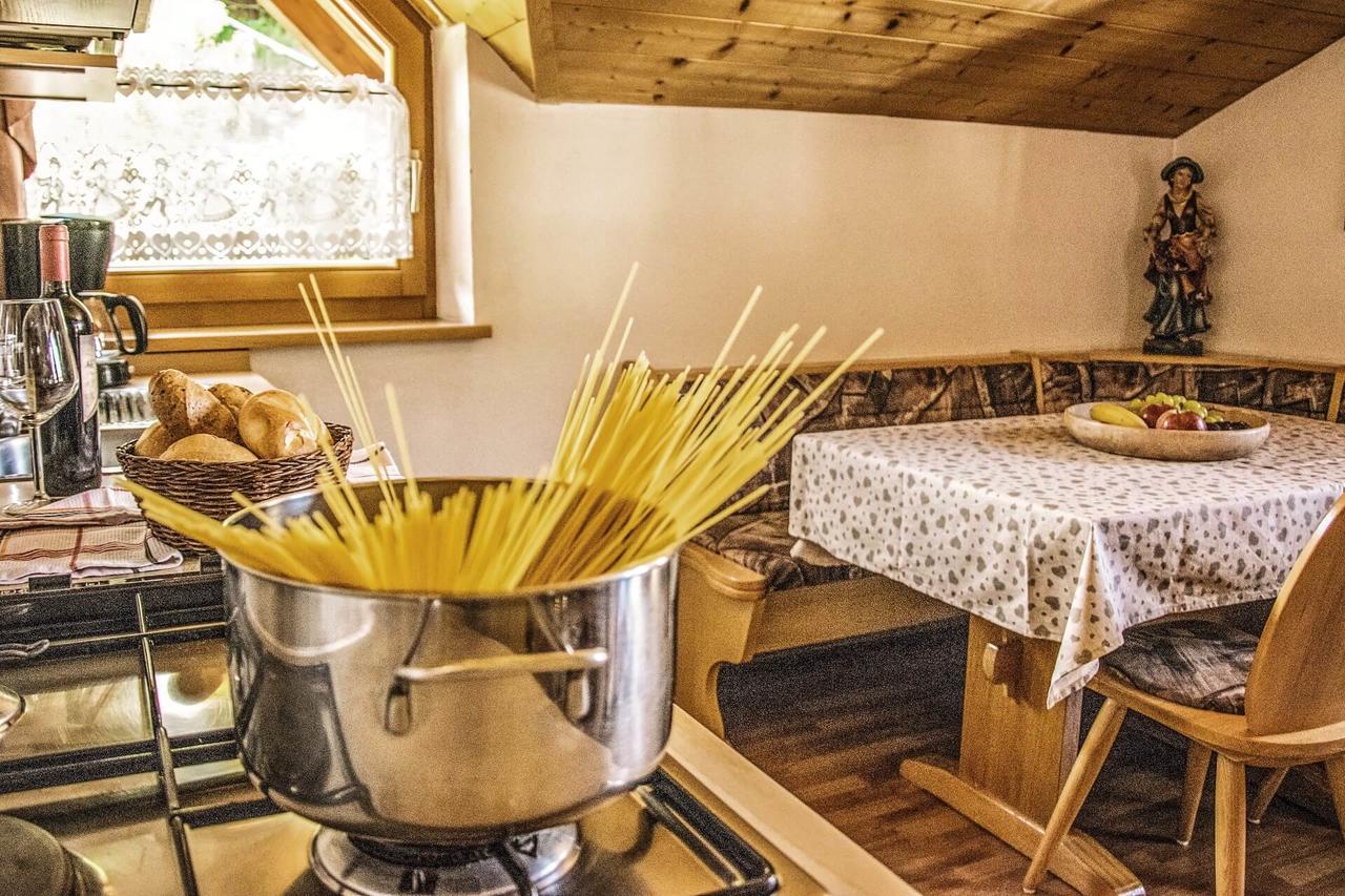 Cesa Sara Appartement Urtijëi Buitenkant foto